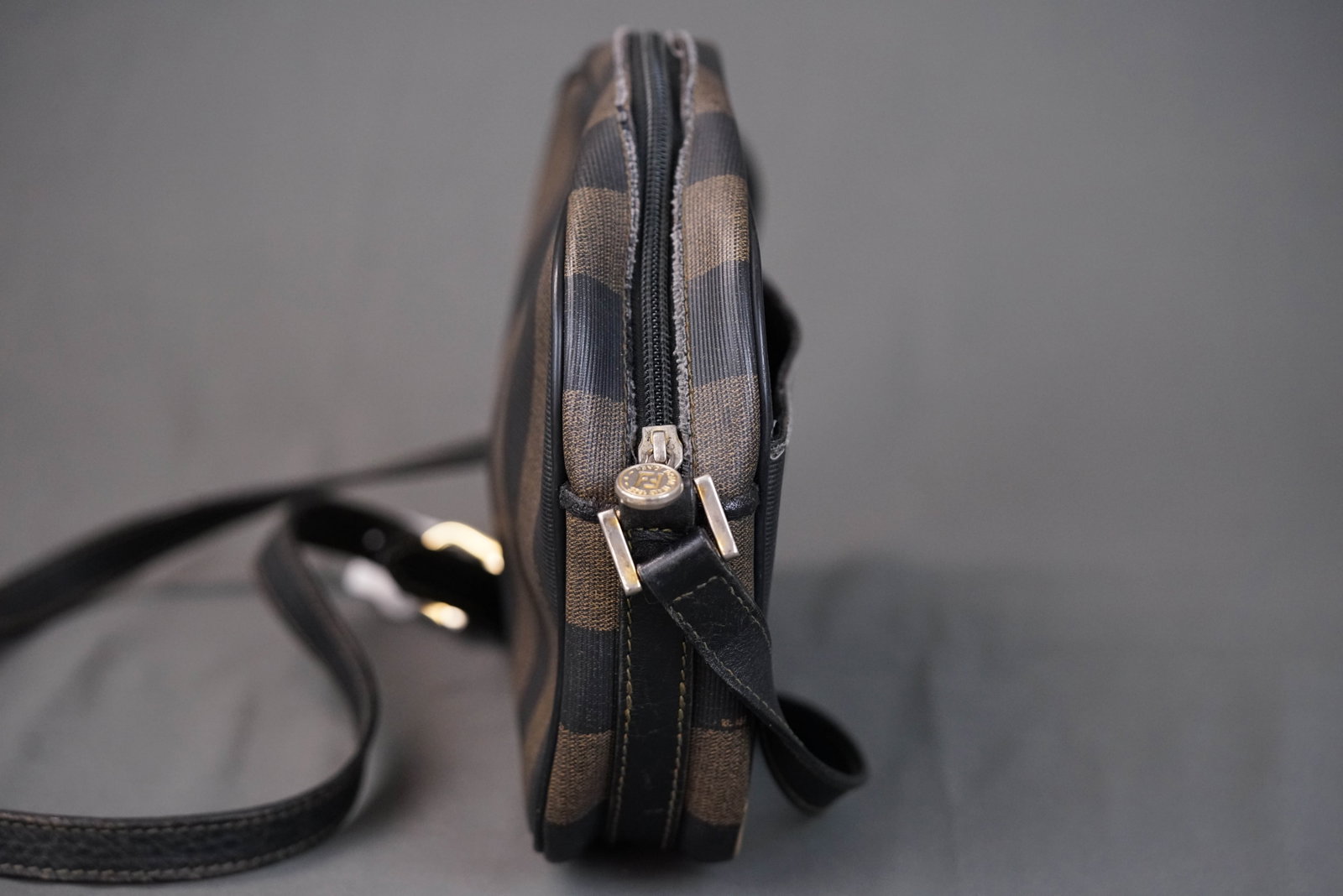 FENDI PECAN TWO TONE SHOULDER BAG - 8