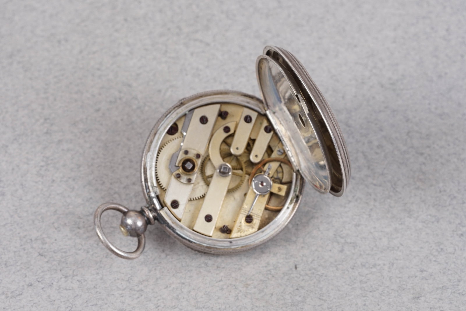 *TO BE SOLD WITHOUT RESERVE* 925 STERLING SILVER POCKET WATCH - 2