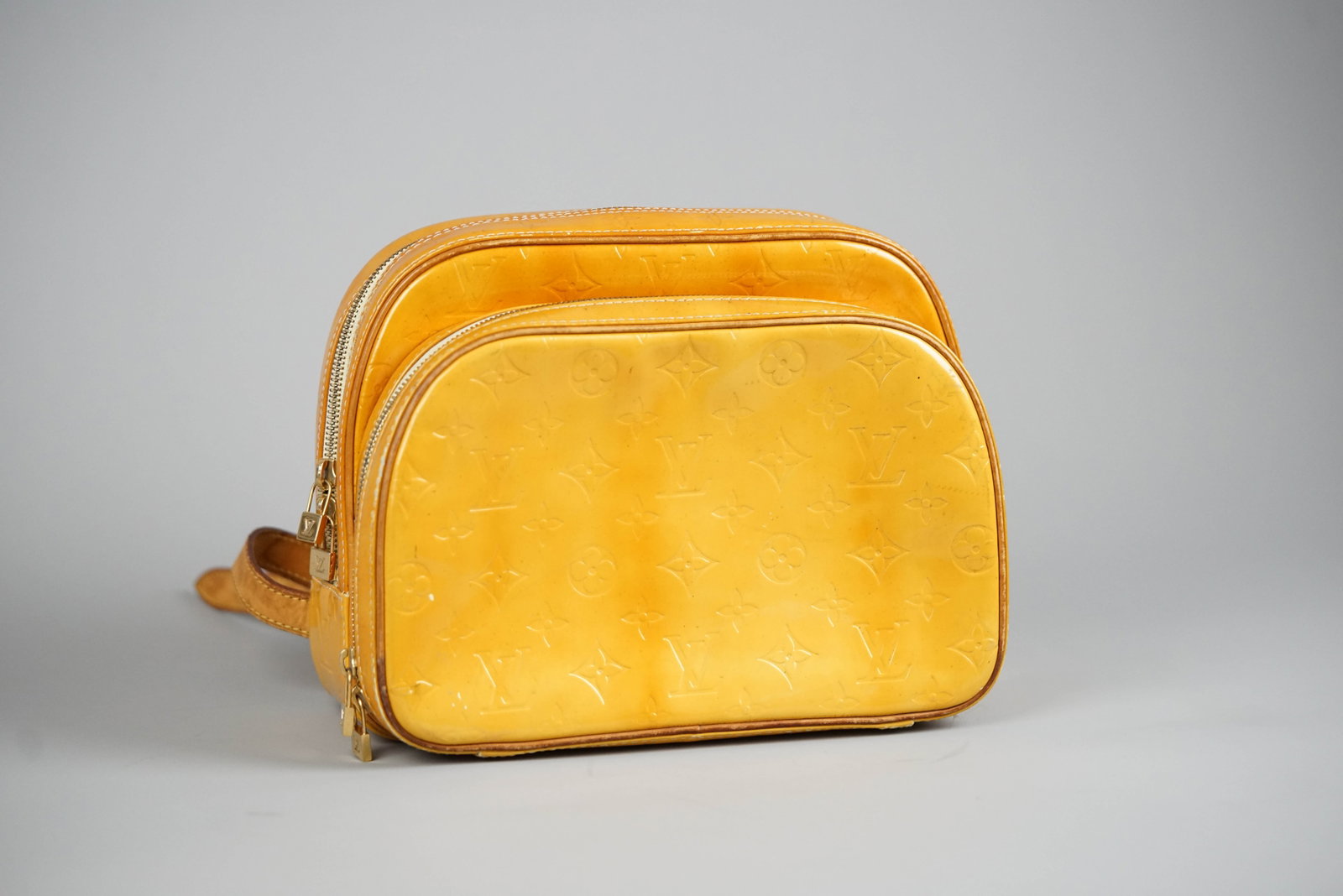 LOUIS VUITTON MONOGRAM VERNIS MARLEY BACKPACK M91039 CONDITION RANK: BC - 2