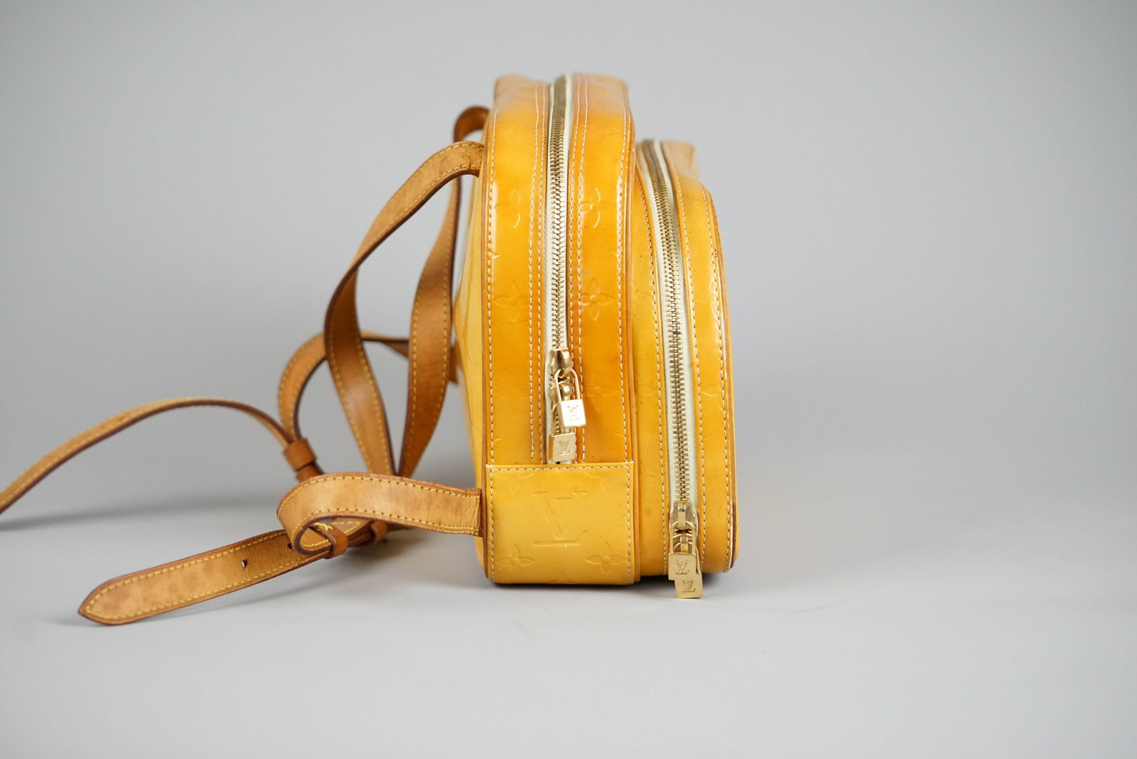LOUIS VUITTON MONOGRAM VERNIS MARLEY BACKPACK M91039 CONDITION RANK: BC - 8
