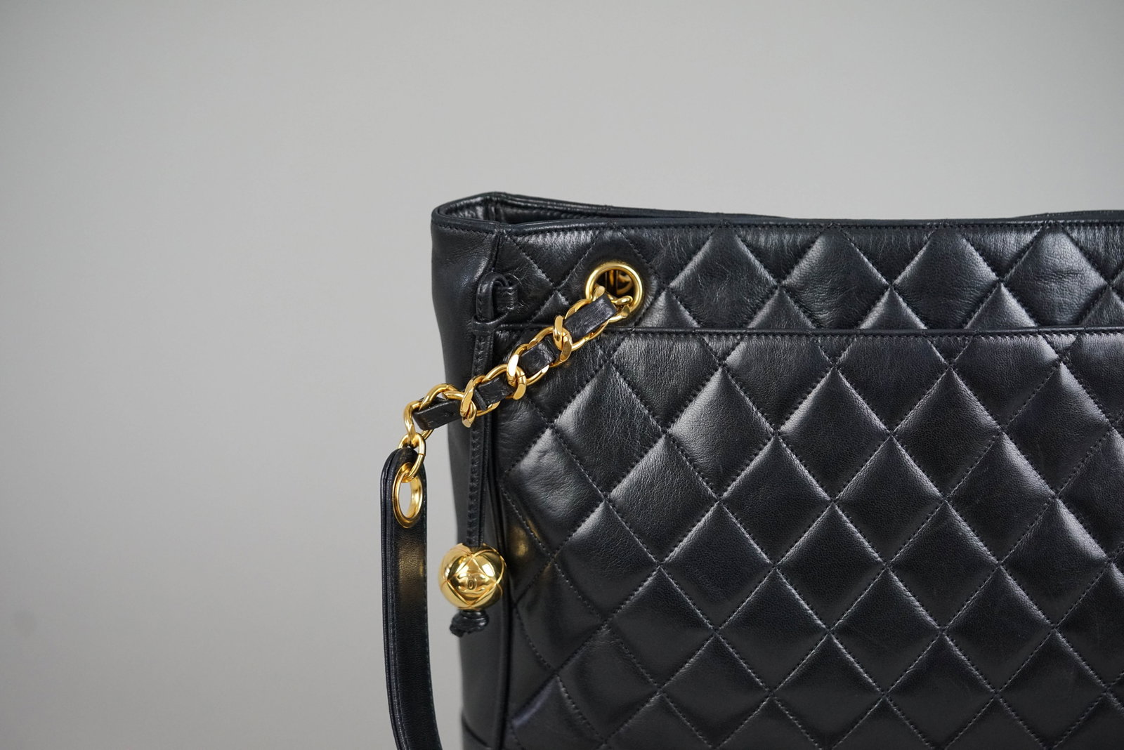CHANEL MATELASSE CHAIN SHOULDER BAG LAMBSKIN BLACK CONDITION RANK: B - 5