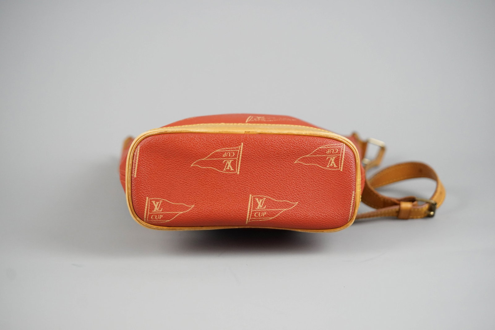 LOUIS VUITTON LE TOUQUET SHOULDER BAG M80027 1113 LOUIS VUITTON CUP LIMITED EDITION - 10