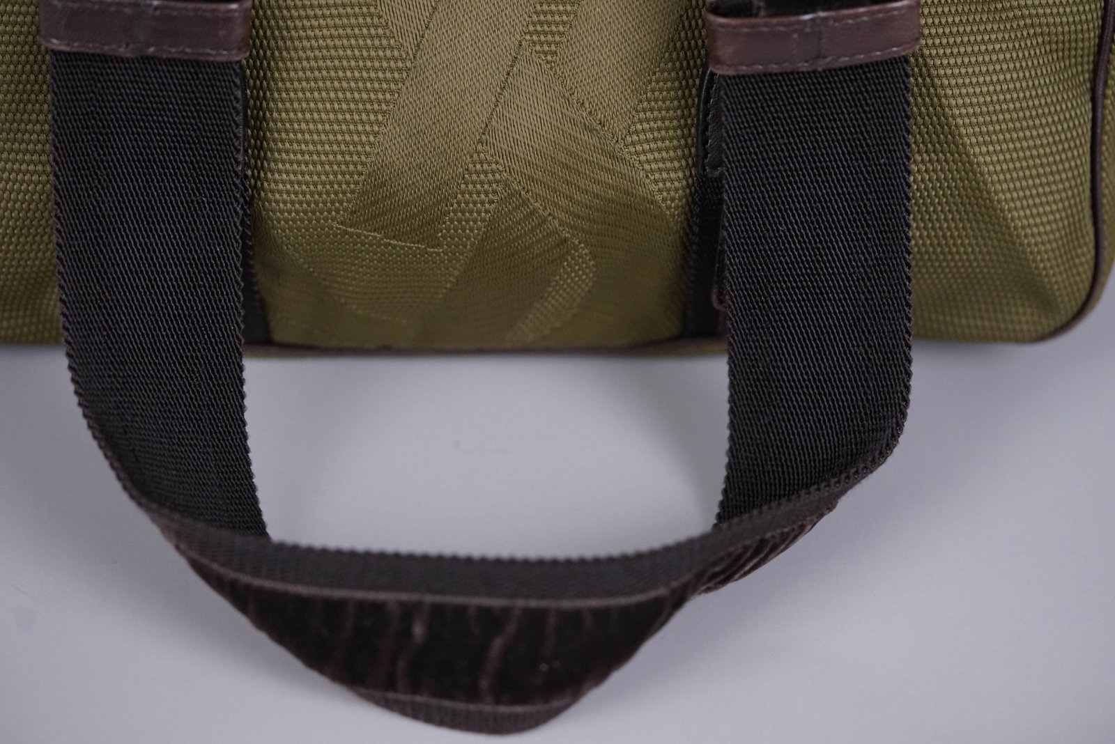 YVES SAINT LAURENT TWO TONE HANDBAG - 5