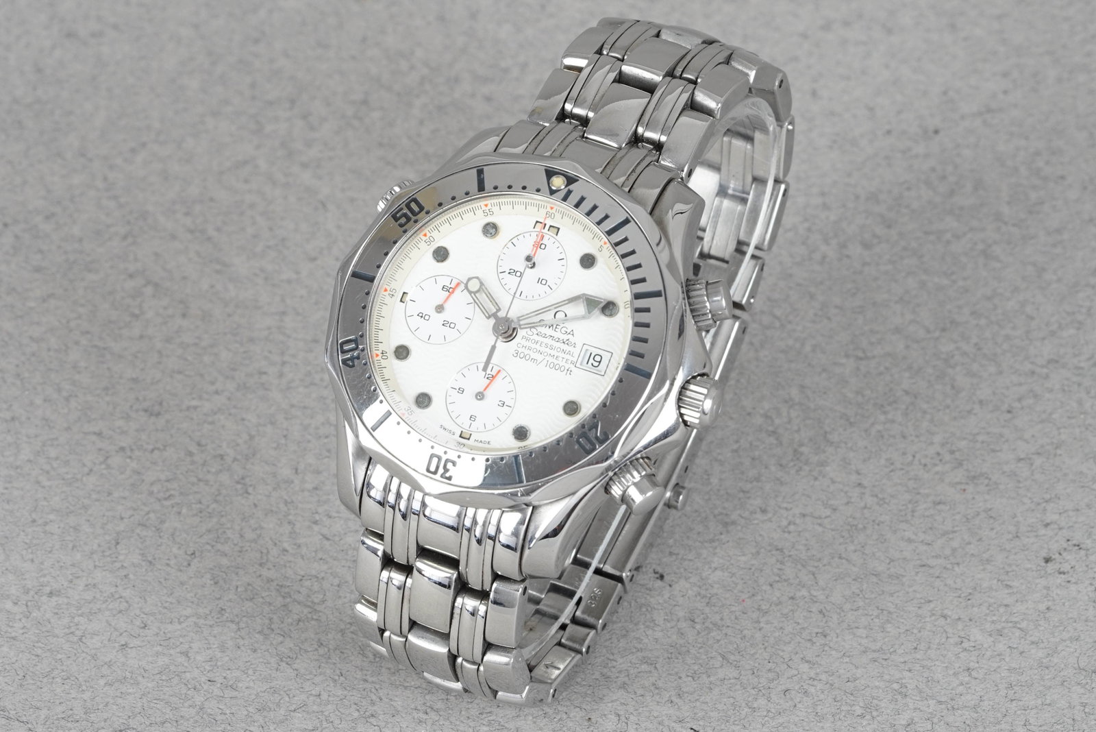 OMEGA SEAMSASTER PROFESSIONAL CHRONOGRAPH REF. 2598.20 (1 of 4)
