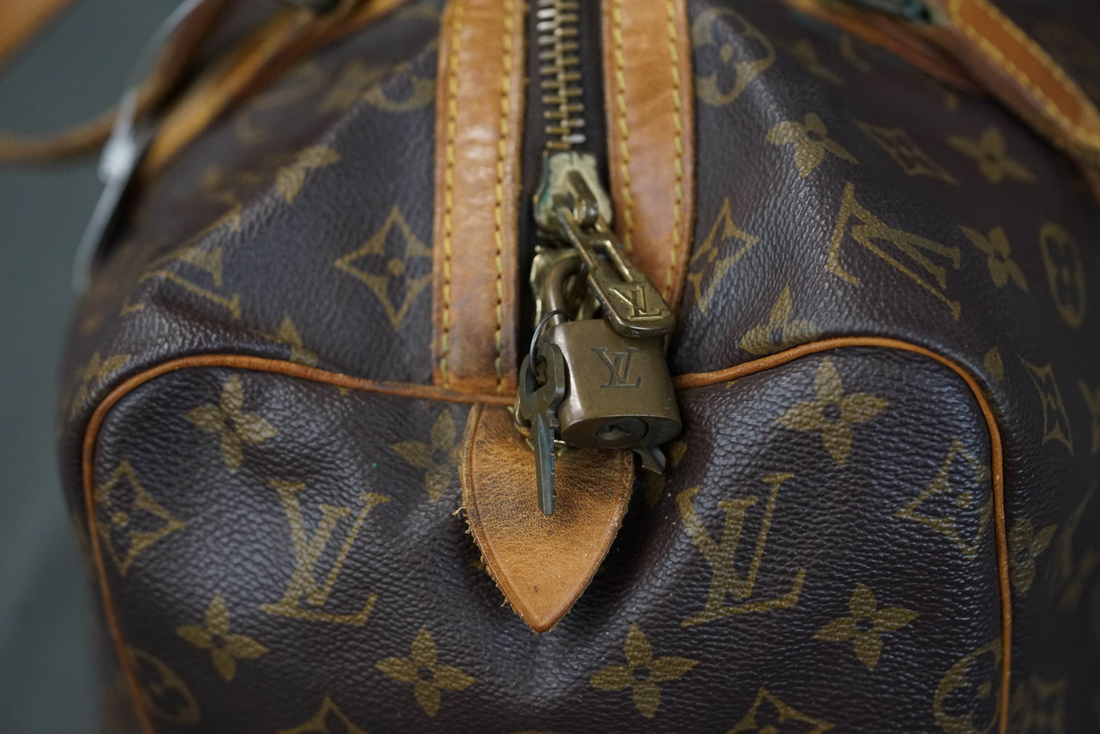 LOUIS VUITTON MONOGRAM 40 KEEPALL BOSTON BAG - 7