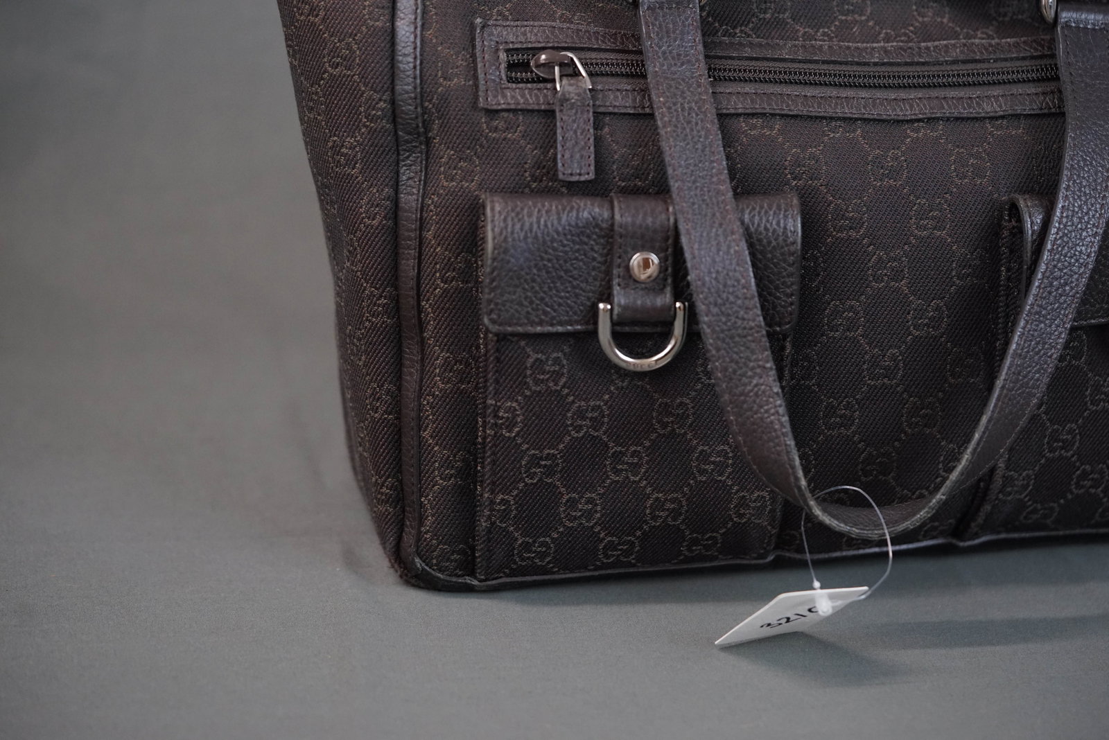 GUCCI GG TOTE BAG - 3
