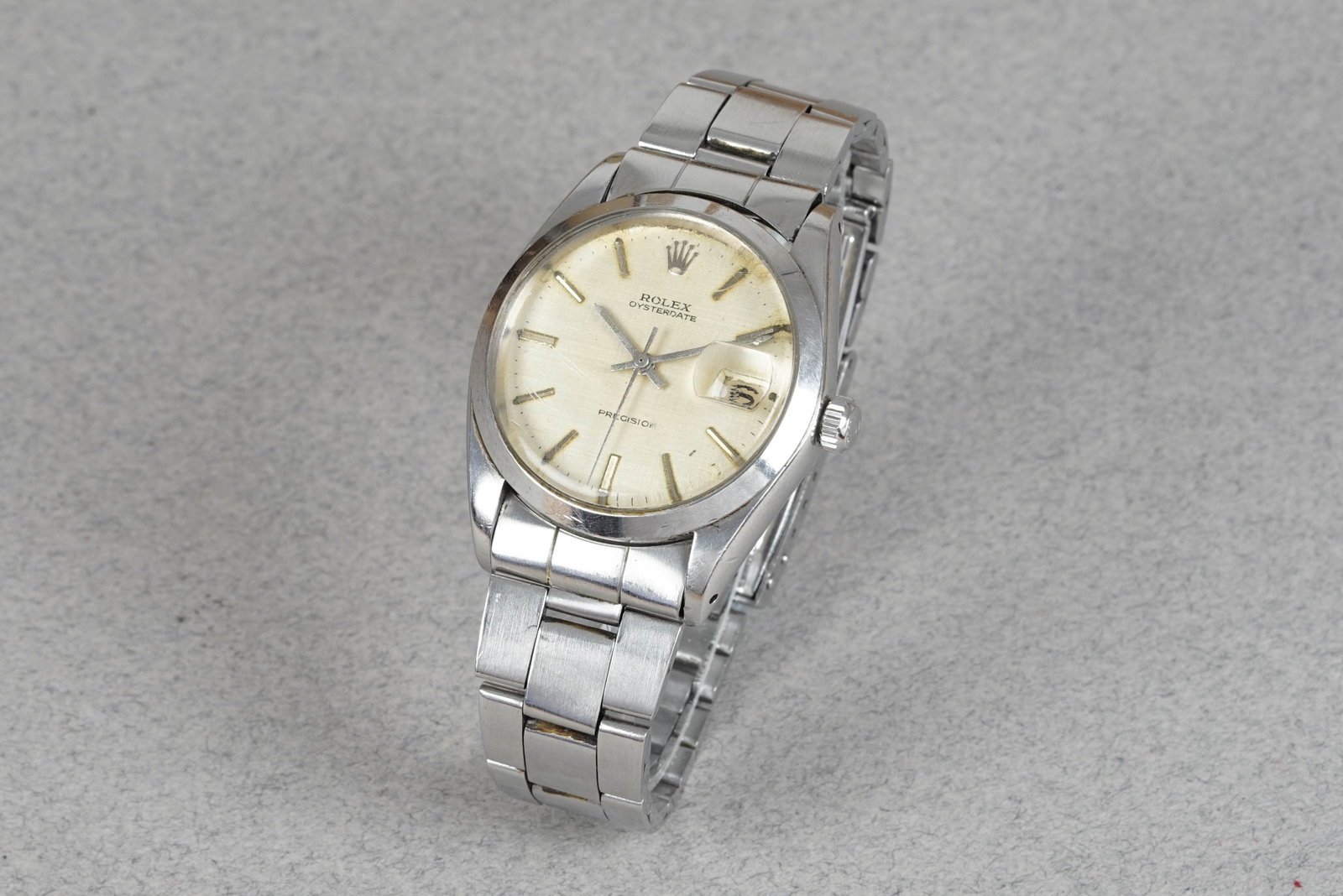 ROLEX OYSTERDATE 'LINEN DIAL' PRECISION REF. 6694 (1 of 4)