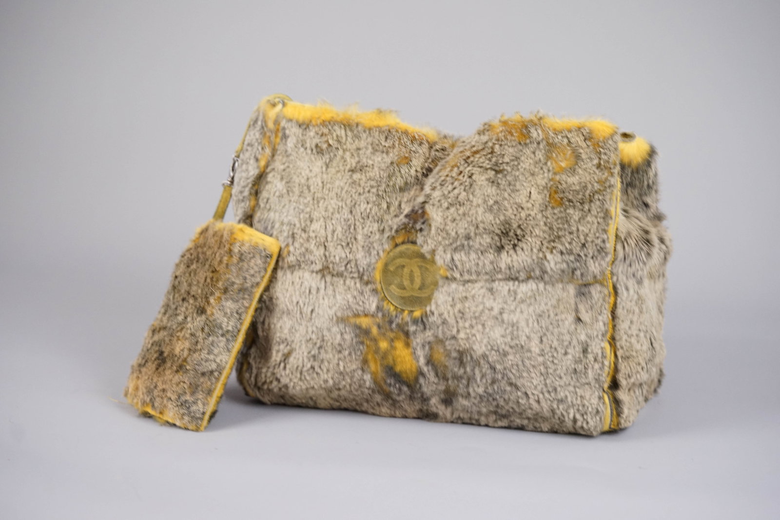 CHANEL COCO MARK FUR HANDBAG 6062435 - 3