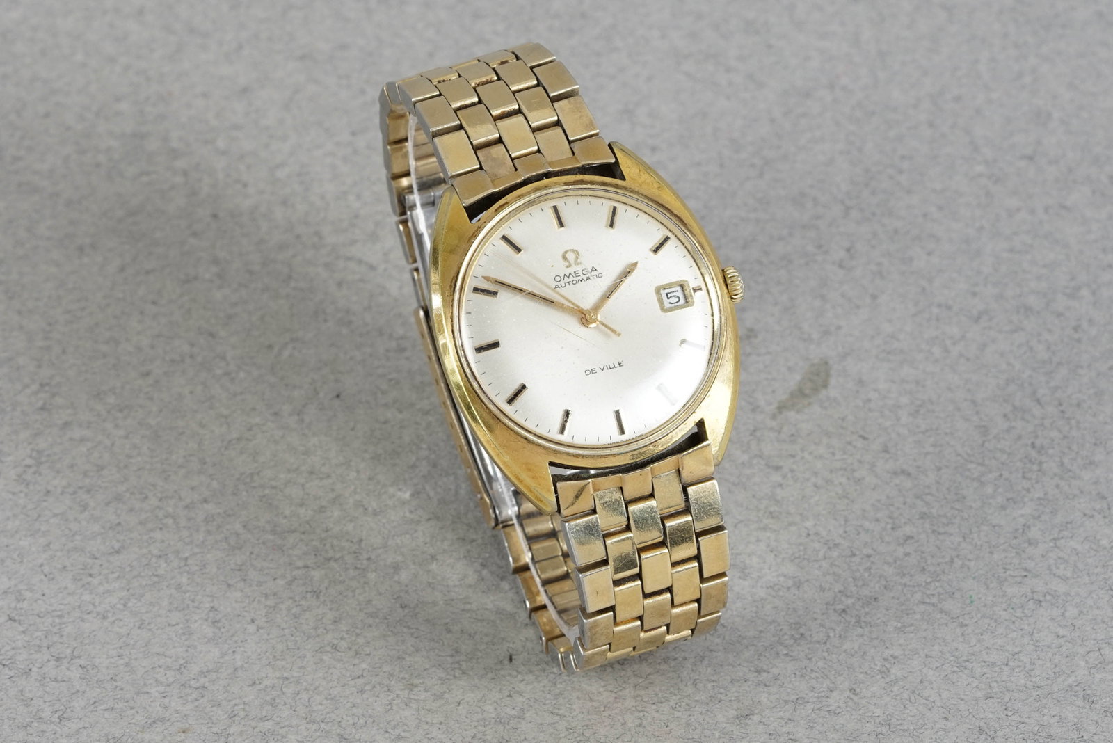 OMEGA SEAMASTER DE VILLE AUTOMATIC DATE WRISTWATCH - 2