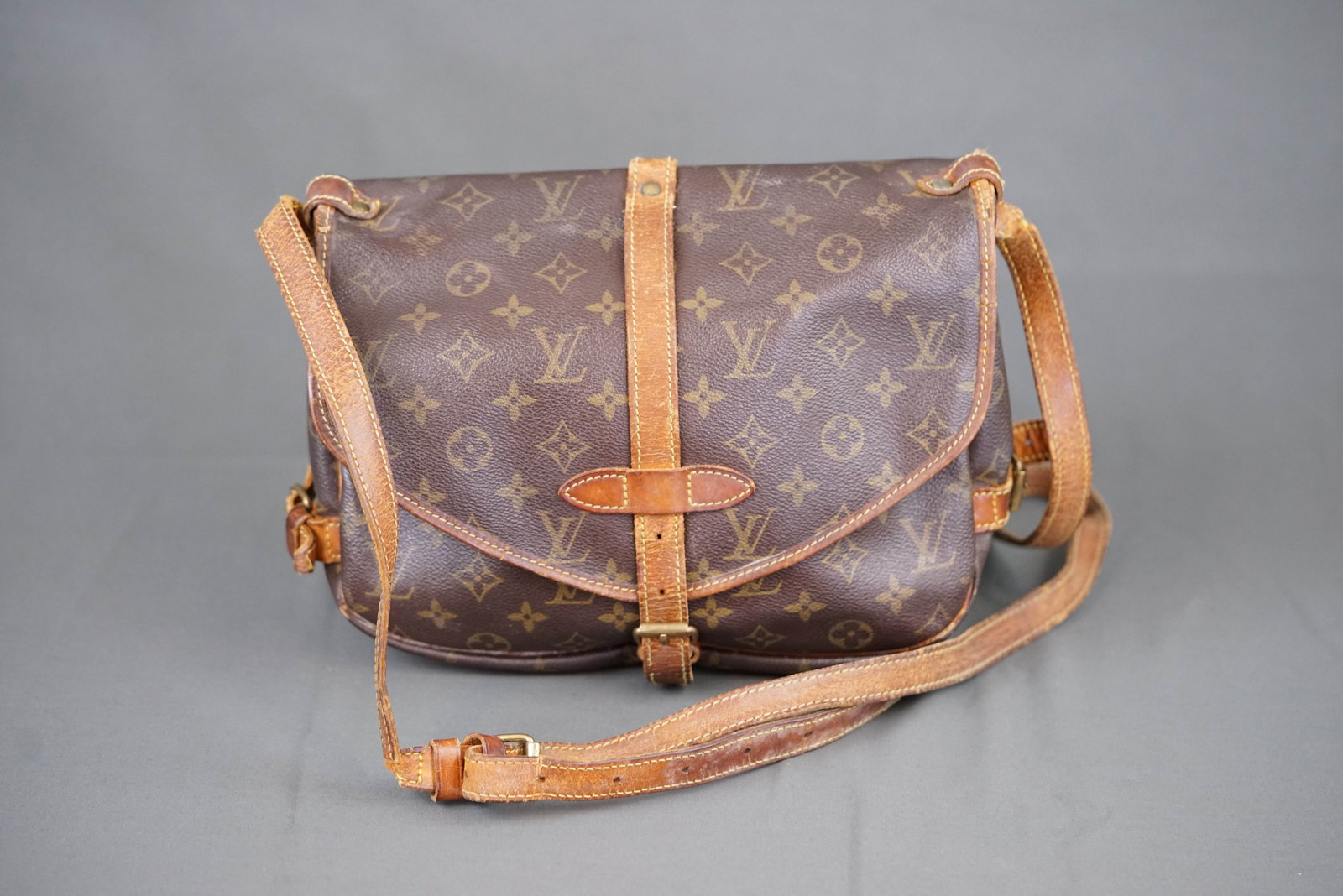 LOUIS VUITTON MONOGRAM SHOULDER BAG - 7