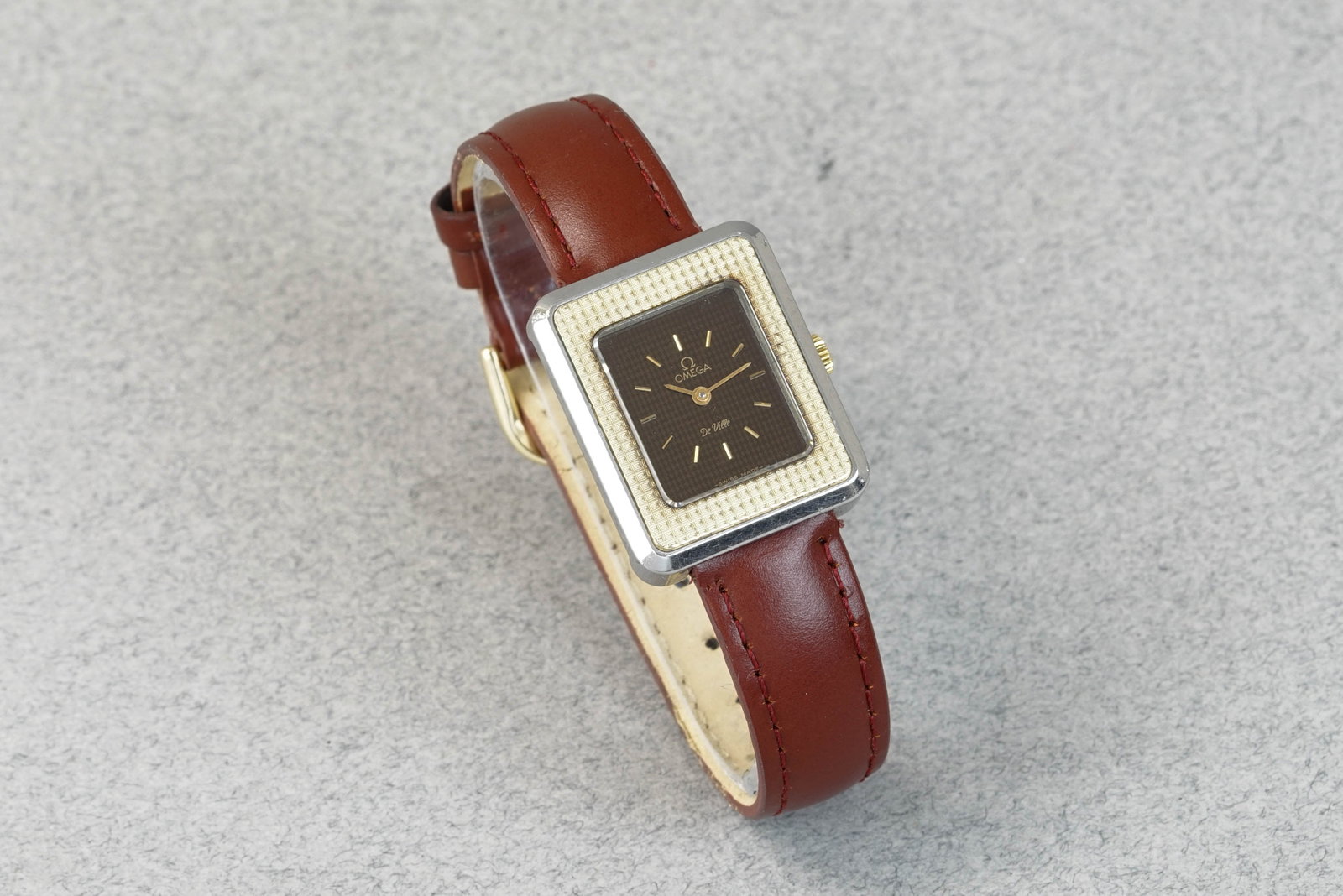 OMEGA DE VILLE BI-METAL TANK WRISTWATCH - 2
