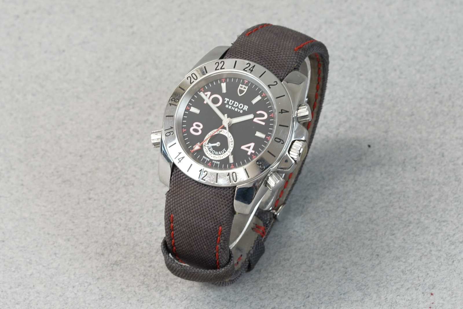TUDOR SPORT AERONAUT W/ BOX & GUARANTEE CARD REF. 20200 CIRCA 2010 - 3