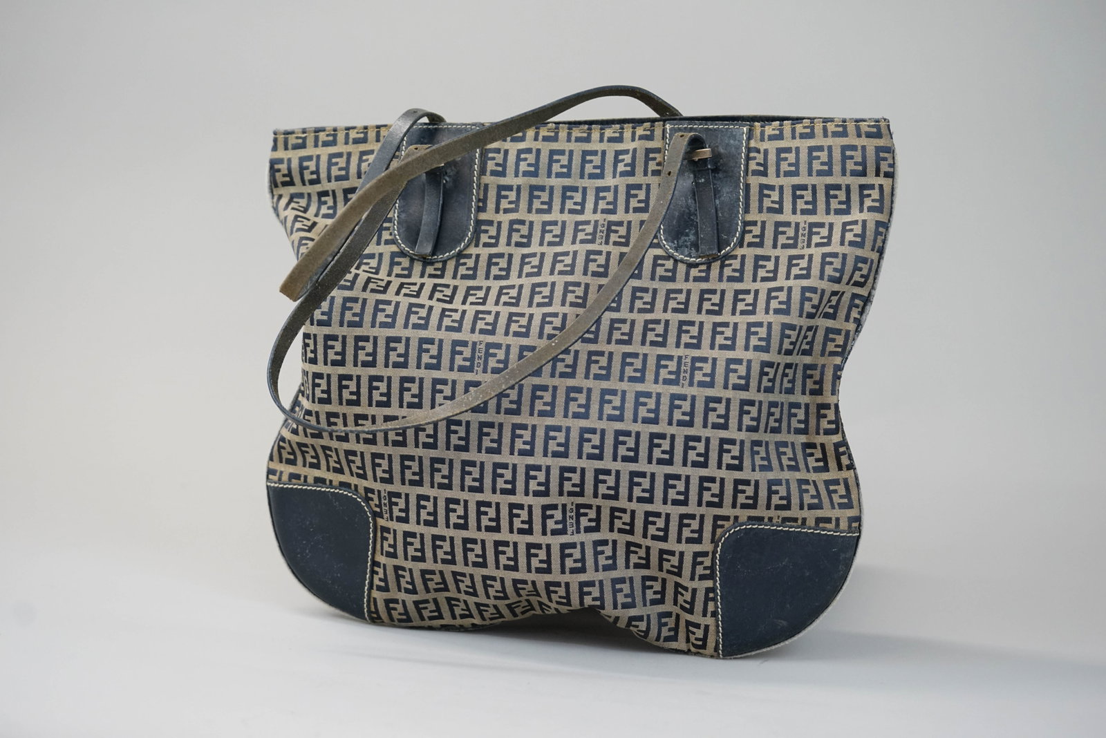 FENDI MONOGRAM BAG - 6