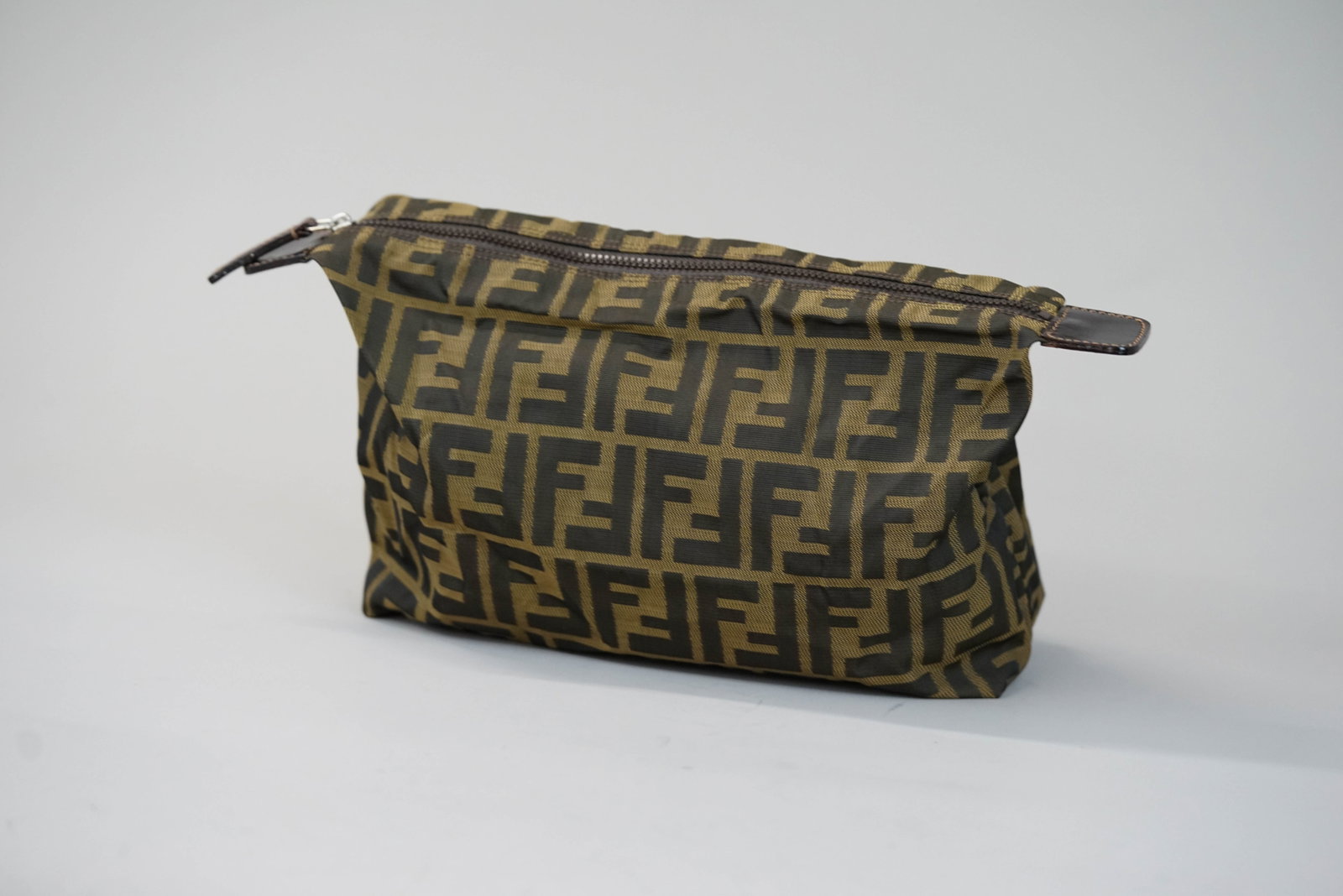 FENDI OCCASIONAL MAKE UP BAG - 3