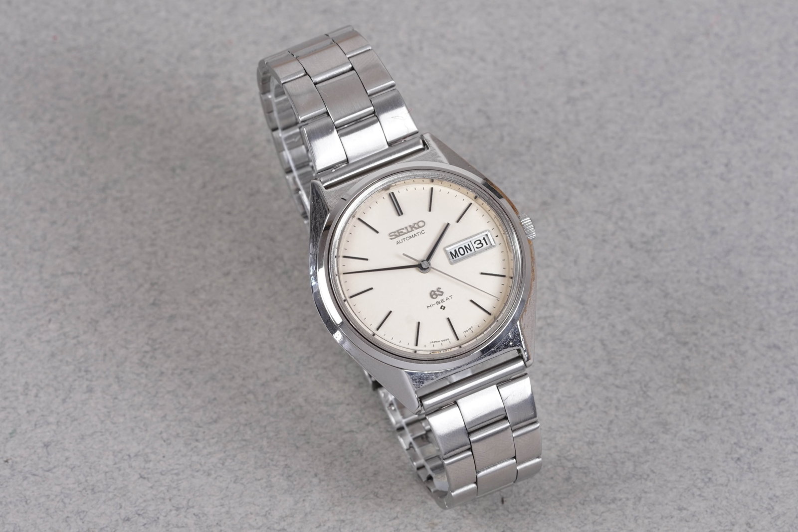 *NO RESERVE* GRAND SEIKO HI-BEAT AUTOMATIC DAY DATE REF. 5646-7010 - 2