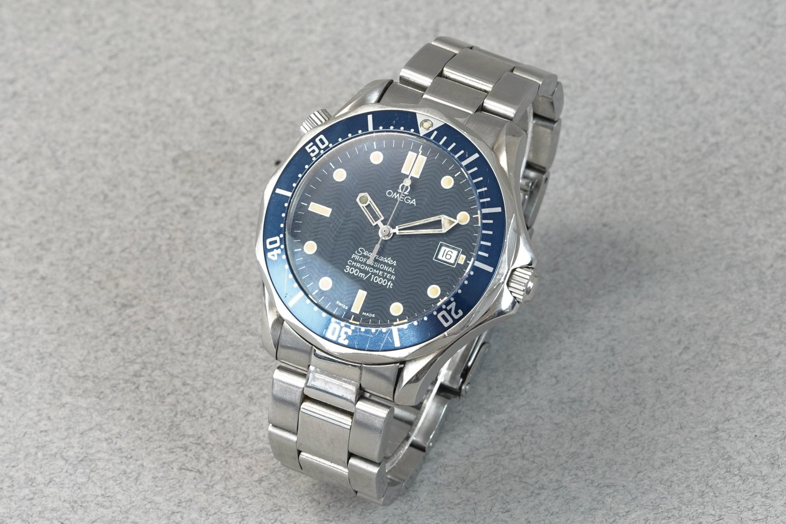 OMEGA SEAMASTER 300 PROFESSIONAL W/ BOX & BRACELET REF. 2531.80 - 2