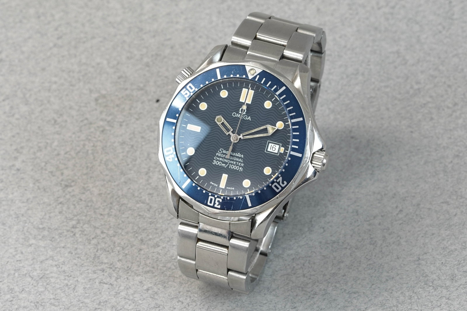 OMEGA SEAMASTER 300 PROFESSIONAL W/ BOX & BRACELET REF. 2531.80 - 3
