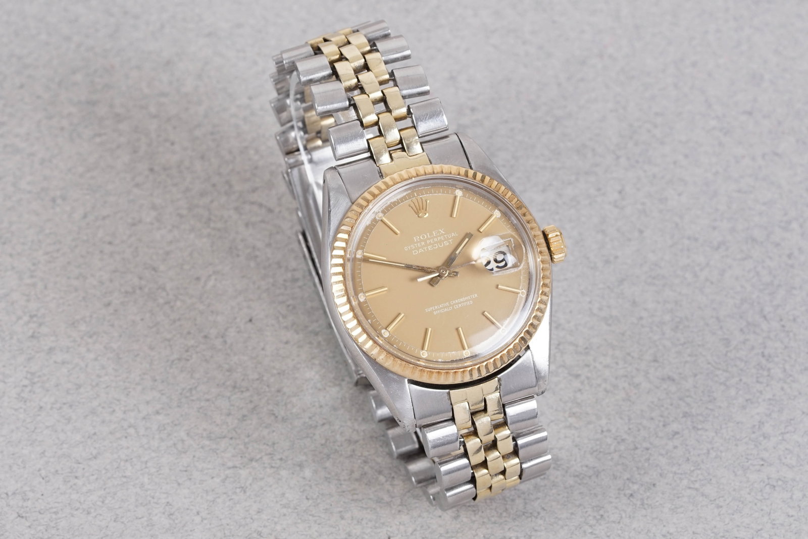 ROLEX OYSTER PERPETUAL DATEJUST STEEL & GOLD PIE PAN DIAL REF. 1601 CIRCA 1978 - 2