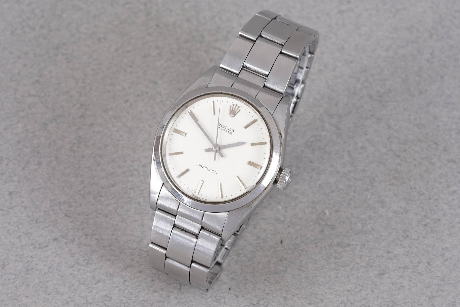 *NO RESERVE* ROLEX OYSTER PRECISION LINEN DIAL REF. 6426 CIRCA 1971: ROLEX OYSTER PRECISION LINEN DIAL REF. 6426 CIRCA 1971, this watch is fitted with a circular white dial baton hour markers and hands. The 35mm steel case is fitted with a Rolex crown and a screw case 