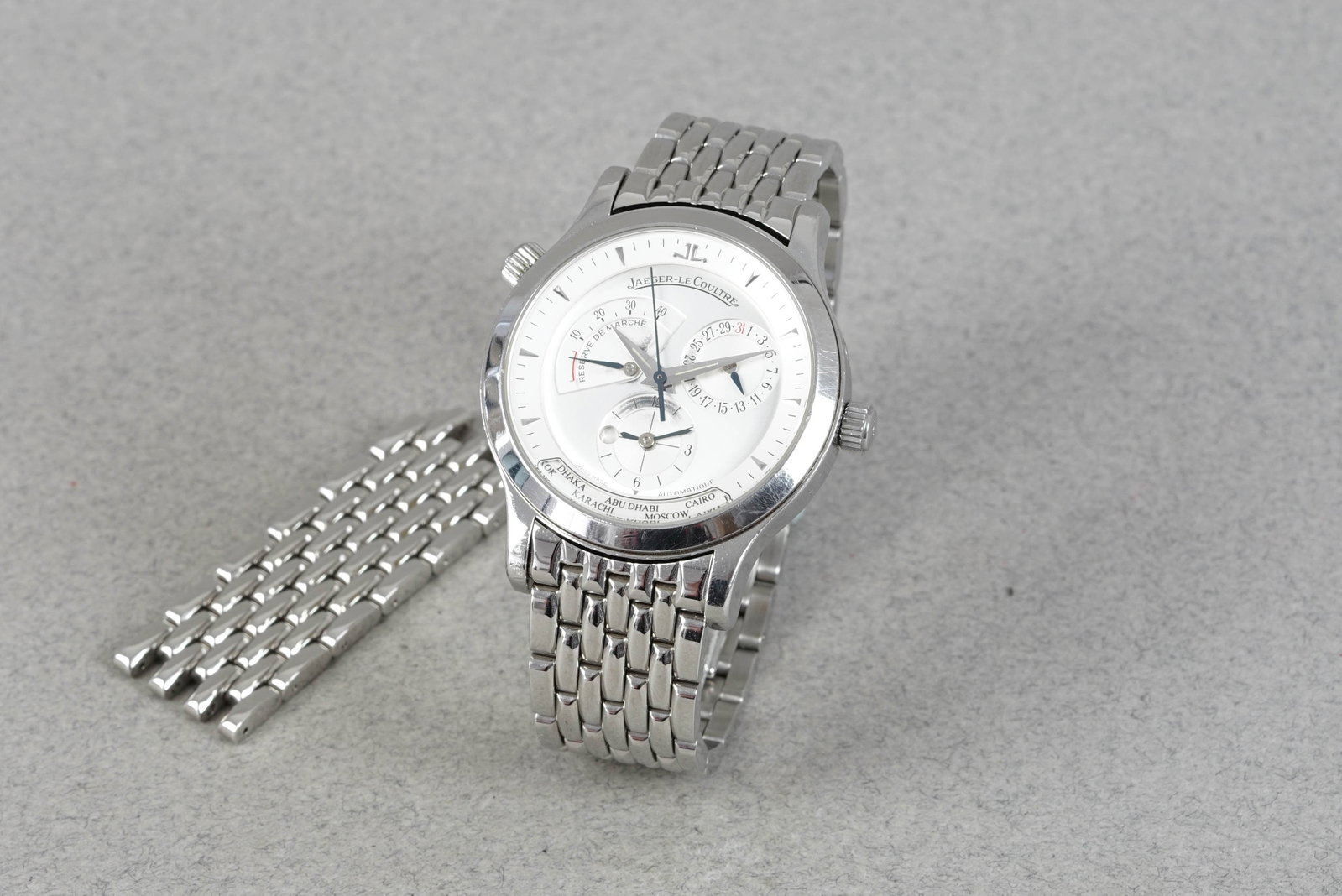 *NO RESERVE* JAEGER-LECOULTRE MASTER GEOGRAPHE W/ BOX & GUARANTEE PAPERS REF. Q1428120 (1 of 3)