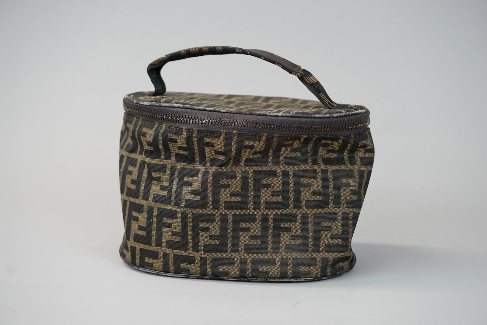 FENDI OCCASIONAL MAKE UP BAG - 3