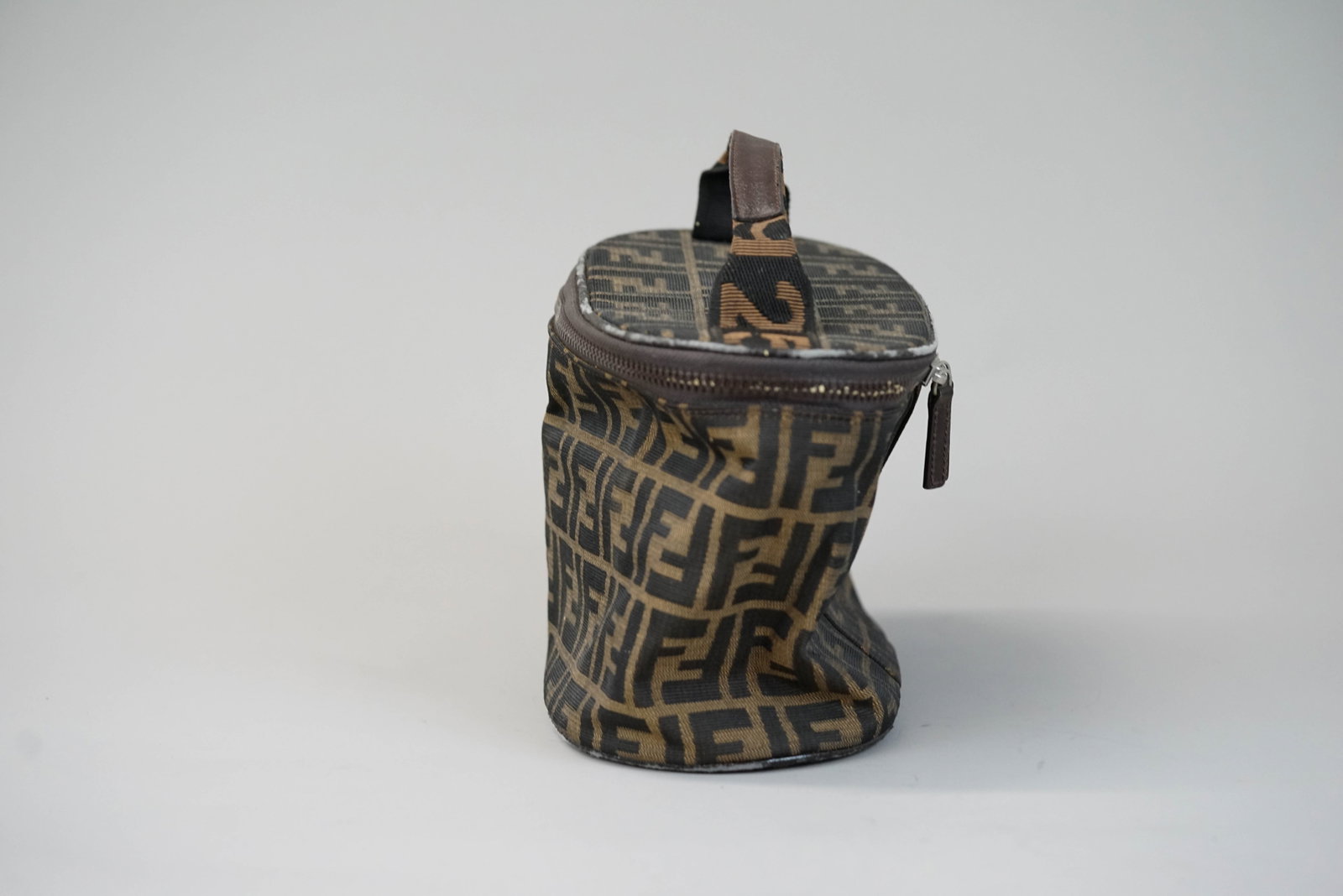 FENDI OCCASIONAL MAKE UP BAG - 4