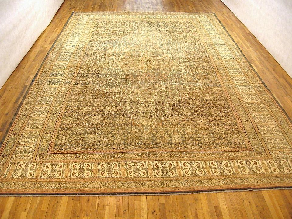 Antique Persian Bibikabad Rug 19'0" H x 12'0" W - 2