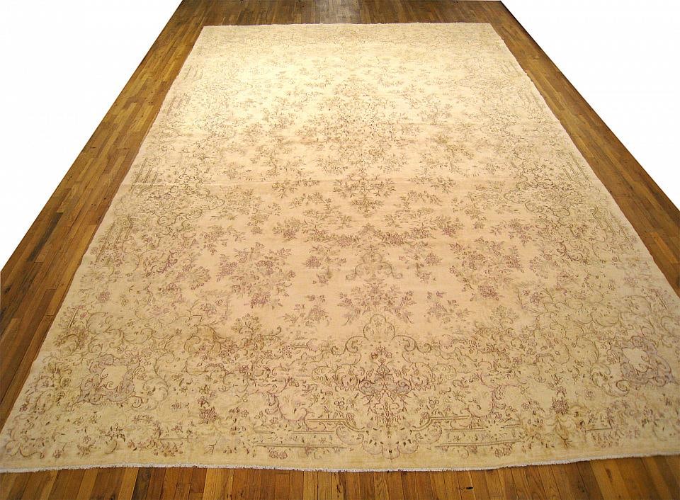 Antique Persian Kerman Rug 18'8" H x 11'5" W - 2
