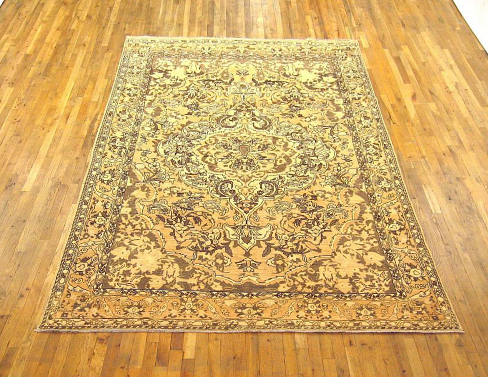 Vintage Persian Baktiari Rug 10'8" H x 6'9" W - 2