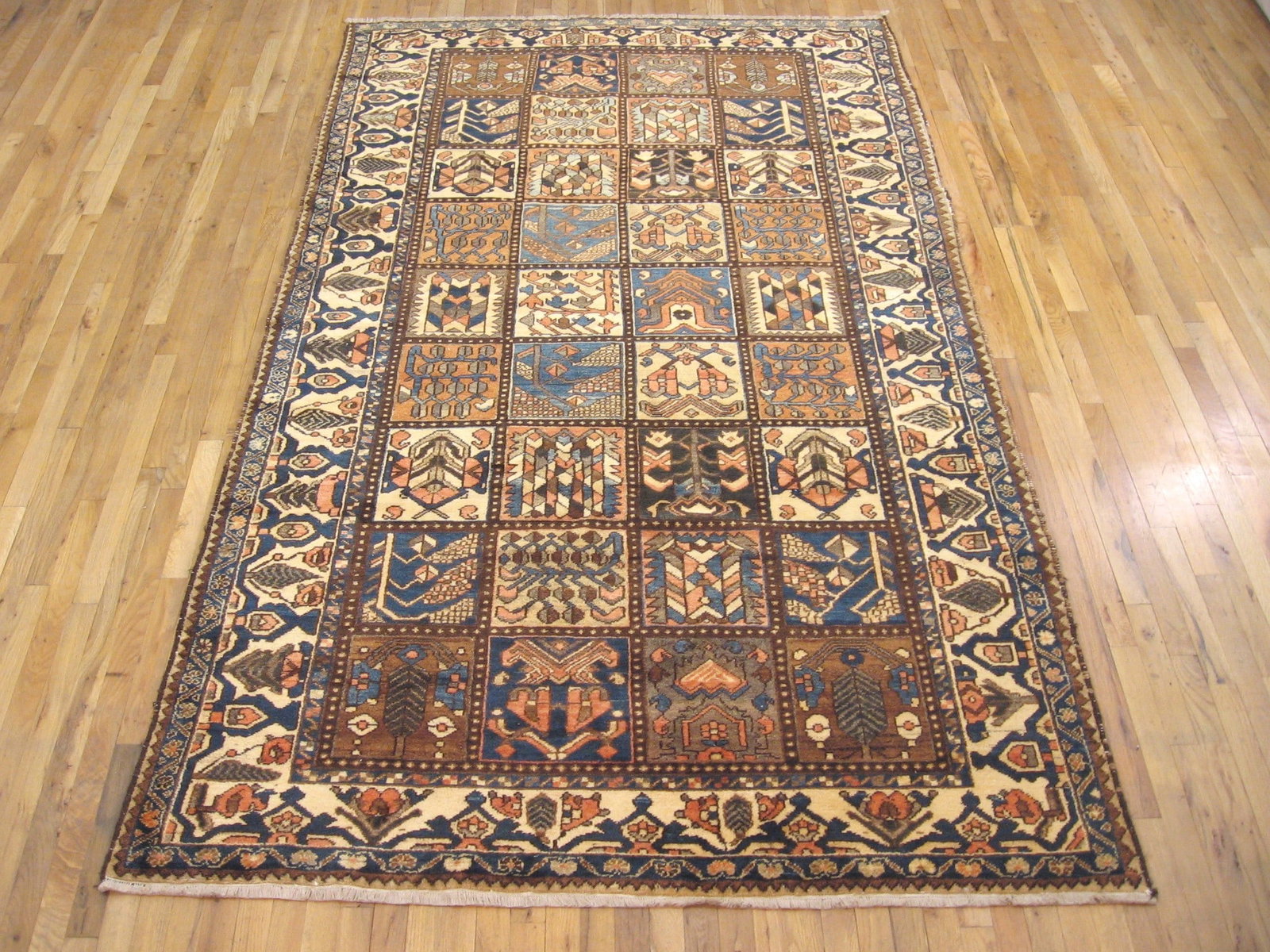 Vintage Persian Baktiari Rug 10'0" H x 5'9" W - 2