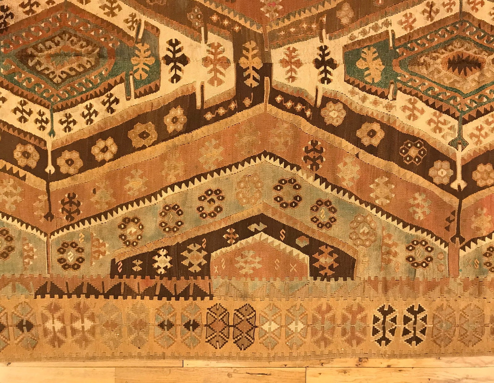 Vintage Turkish Kilim Rug 9'5" H x 6'2" W - 3