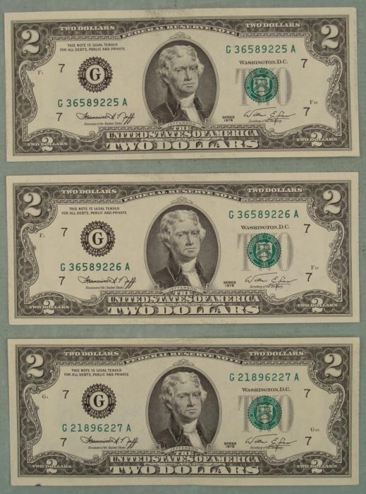 3 Consec # 1976 A $2 Two Dollar Bills CU Notes G Mint: (3) 1976 $2 bills, all with consecutive serial numbersMint marks: G (Chicago) Details: one with ink mark Condition: Crisp Uncirculated