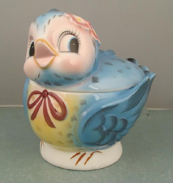 Lefton Blue Bird Cookie Jar 289 Rare Vintage Porcelain: This is a genuine vintage Lefton bluebird cookie jar. This adorable bird has a cheerful rosy expression, and a nicely detailed feathers. The figural jar could be used for cookies, tea, or just put on 