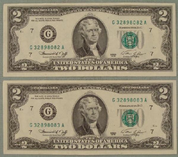 2 Consec # $2 Dollar Bills 1976 G Mint Notes Chicago: (2) 1976 $2 bills with consecutive serial numbers Mint marks: G (Chicago)