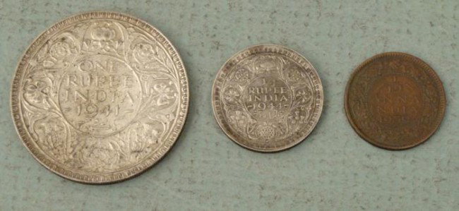 3 WWII British India Coins Rupee, Anna 1939-41 Silver: 3 WWII era British India Coins 1 rupee 1941 (silver) 1/4 rupee 1944 (silver) 1/12 anna 1939 (rare)