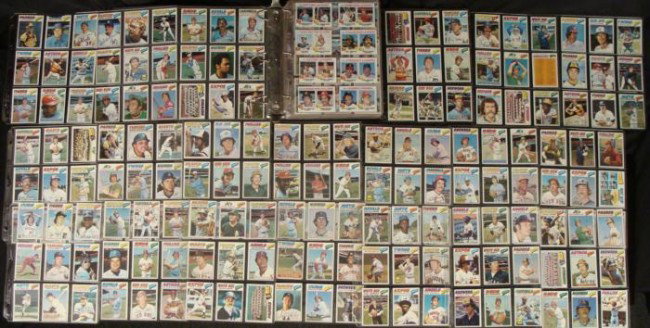 1977 Complete Set of Topps Baseball Cards in Binder: This a lot you can not pass up on. Offered here is a complete set (#1-660) of the 1977 Topps series. Many MLB teams are represented. Players featured include Andre Dawson, Reggie Jack