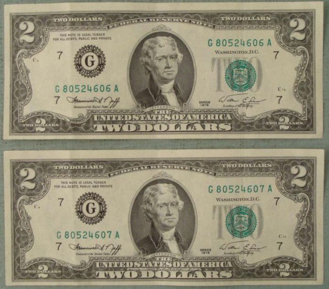 2 UNC 1976 Consec # $2 Dollar Note Bills G Mint Chicago: (2) 1976 $2 Star Notes Mint mark: G (Chicago) Condition: Uncirculated