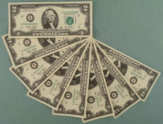 8 Consec # 2003 $2 Bills Notes I Mint Minneapolis: (8) 2003 $2 bills Serial numbers: Consecutive Mint mark: I (Minneapolis) Note: bills you receive will be different from those shown