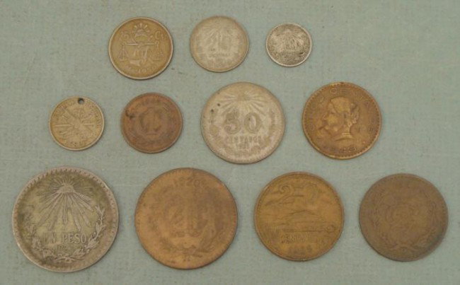 11 Old Mexico Coins Pesos Centavos 1882-1955: 11 Old Mexico Coins Un peso: 1923 50 centavos: 1921 20 centavos: 1921 10 centavos: 1919 2 centavos: 1882 25 centavos: 1950 20 centavos: 1920 (key date), 1955 5 centavos: 1925, 1943