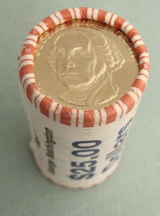 Roll Bank Wrap UNC 2007D Washington Presidential Dollar: 1 Roll of original Bank Wrapped 2007-D Washington Presidential DollarsGrade: UncirculatedRoll you receive may be slightly different from the one shown