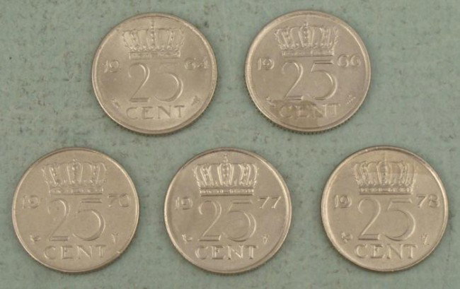 5 Different UNC Netherlands 25 Cent Coins 1964: 5 Different Netherlands 25 Cent Coins Dates: 1964, 1966, 1970, 1977, 1978 Condition: Uncirculated