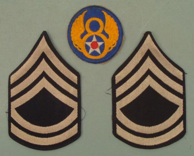 3 US WWII PATCHES -8TH AIR FORCE & -2 CHEVRON PATCHES: 3 US WWII PATCHES--8TH AIR FORCE AND 2 CHEVRON PATCHES-NICE