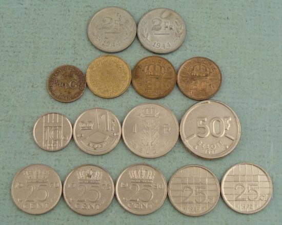 15 Netherlands Dutch Coins 1 Silver 1948 1/2 G Francs: 15 Dutch Coins 1 silver 1948 1/2 G (Curacao), 1, 2 francs 10, 20, 25, 50 cents