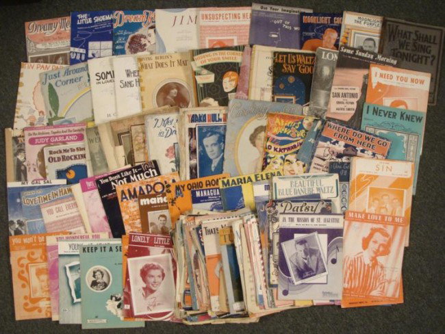 200 Pc Lot Vintage Sheet Music 1920s-1940s: This lot contains around 200 pieces of sheet music, ranging from the 1920's to the 1940's. There is a great variety, from popular songs, to classics. They range from fair to good condition