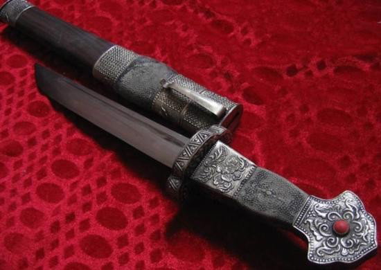 Rare Tibetan Dagger Sword Hunting Trip Knife Sharp: Rare Tibetan Dagger Sword Hunting Trip Knife Sharp