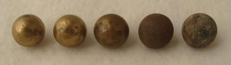 5 U.S. Colonial Era Ball Buttons 1800s: 5 U.S. Colonial Era Ball Buttons * Diameter: 5/8" Condition: Rough to very good