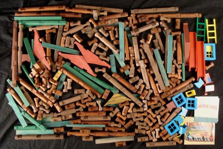 Lincoln Logs Classic Toy Lot Collection Asst Pieces: Here is a big group of assorted Lincoln Logs building pieces, all in very good condition. They date back a few years, and are the classic wood. The pieces are uncounted, so please see the pictures for