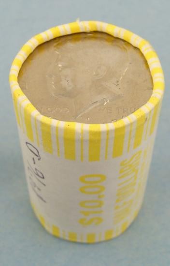 1976 D Bank Roll Kennedy Halves Half Dollars Coins UNC: 1976-D Original Bank Wrapped Roll of Kennedy Halves, 20 coins total * Condition: Uncirculated * * NOTE: Roll pictured may look slightly different from the roll you receive