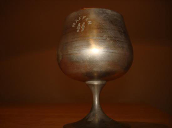 WW2 GERMAN OFFICER COGNAC GOBLET WAFFEN SS: WW2 GERMAN OFFICER COGNAC GOBLET WAFFEN SS, MARKED EKA , DIMENSIONS -HEIGHT 4 INCHES, WEIGHT 157GR,GOBLET IS SILVER PLATED,EXCELLENT CONDITION