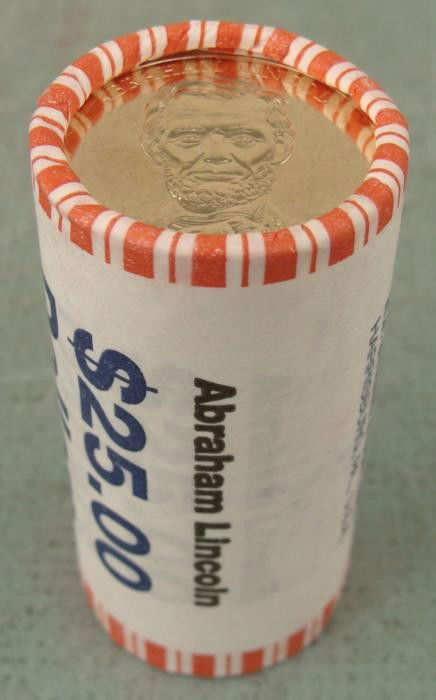 Bank Roll 2010 D Lincoln Presidential Dollars Gem UNC: Here is one original bank wrapped roll of the 2010-D Abraham Lincoln Presidential Dollar. The roll contains 25 dollar coins. The coins are mint and uncirculated. * The Lincoln Dollar is the 16th issue